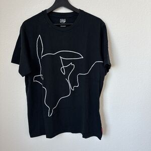 Nintendo x Uniqlo Men's Crewneck T-Shirt Featuring "Pokemon-Pikachu" Black, L